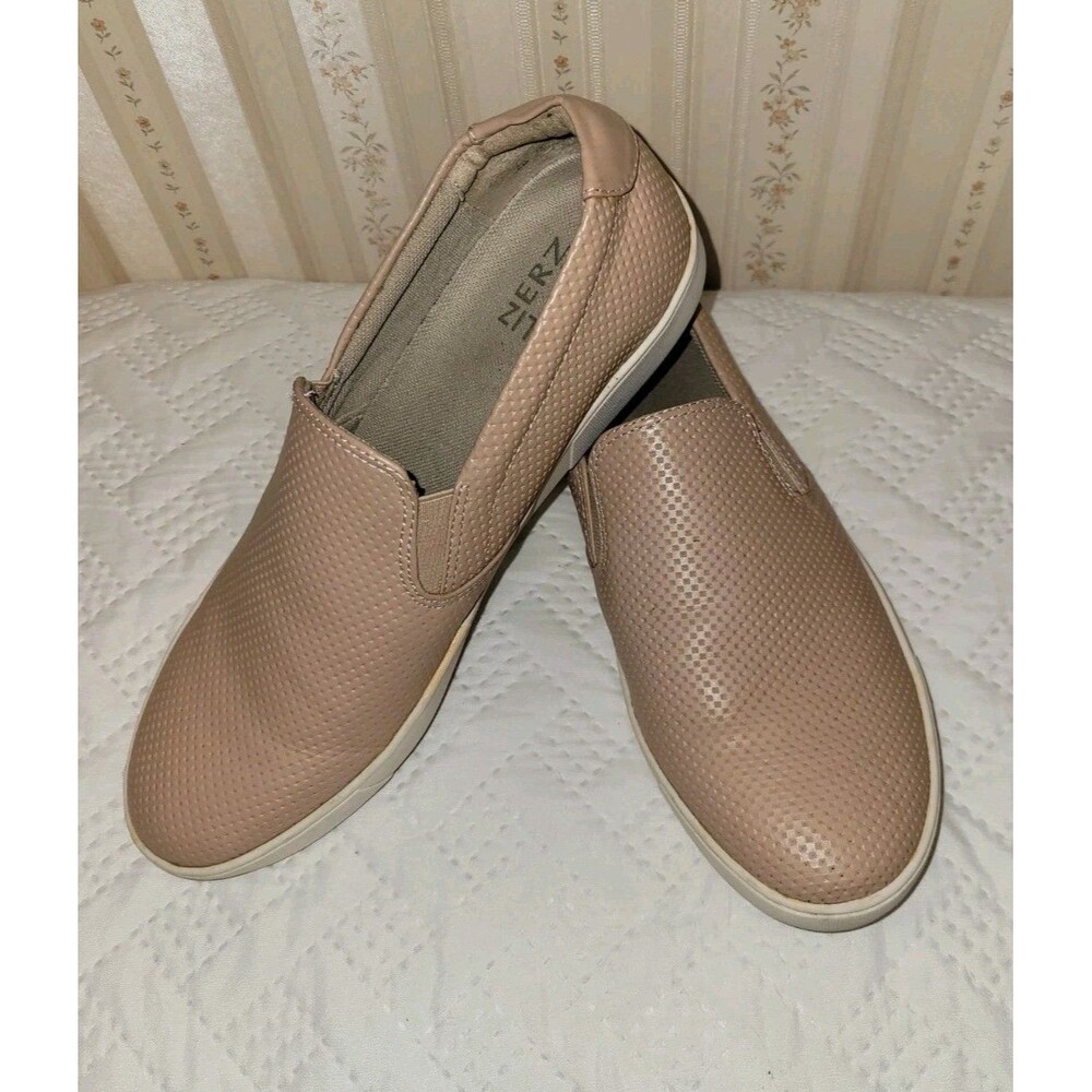 Naturalizer Marianne Slip On Shoes Women's Size 9M Leather Blush Color